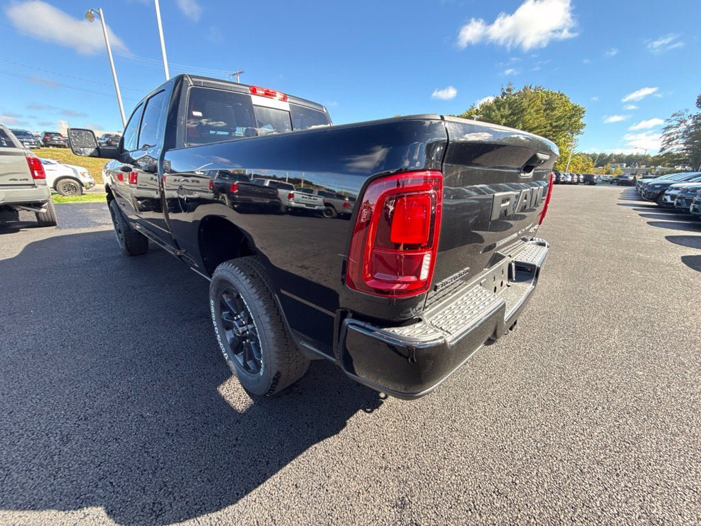 New 2027 RAM 2500 Big Horn AWD/4WD image 3