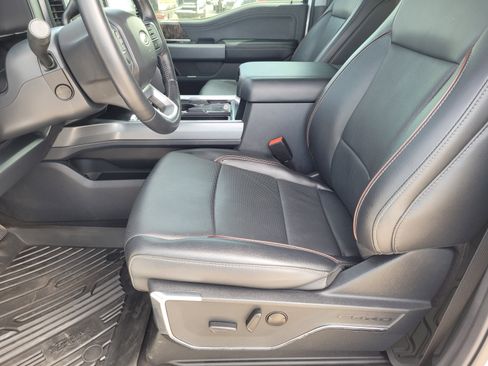 Used 2024 Ford F250 Lariat w/ FX4 Off-Road Package image 10