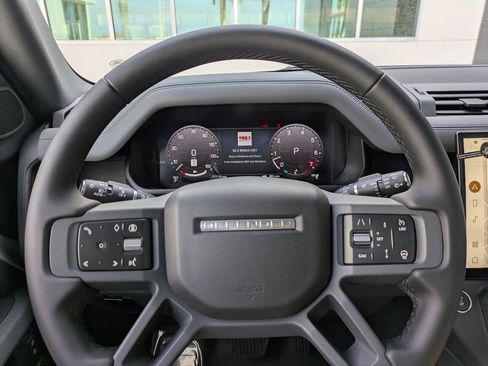 New 2026 Land Rover Defender 110 X-Dynamic SE AWD/4WD image 29