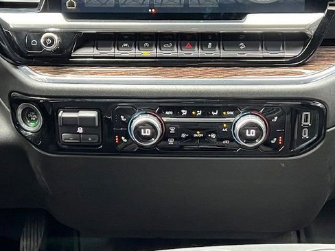 Certified 2023 GMC Sierra 1500 Elevation image 22