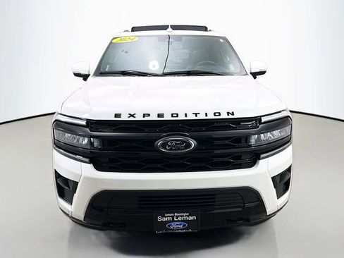 Used 2024 Ford Expedition Max Limited image 2