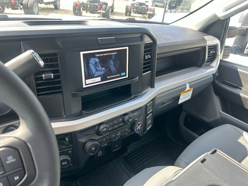 New 2026 Ford F550 XL w/ XL Chrome Package image 48