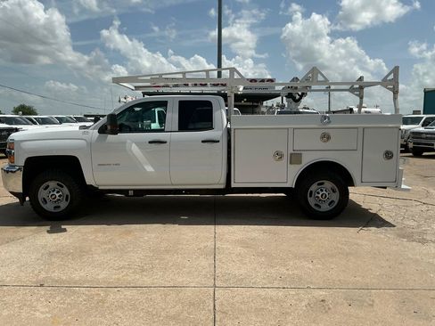 Used 2019 Chevrolet Silverado 2500 W/T w/ WT Convenience Package RWD image 1