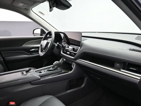 Used 2025 Toyota Grand Highlander AWD image 33