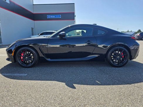 Used 2025 Toyota GR86 Premium w/ Performance Package RWD image 6