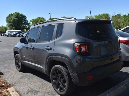 Used 2023 Jeep Renegade Altitude w/ Convenience Group I image 6