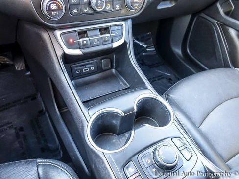 Used 2023 GMC Terrain SLT w/ LPO, Floor Liner Package image 20