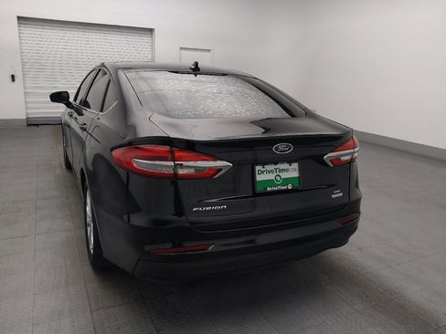 Used 2019 Ford Fusion SE FWD image 6