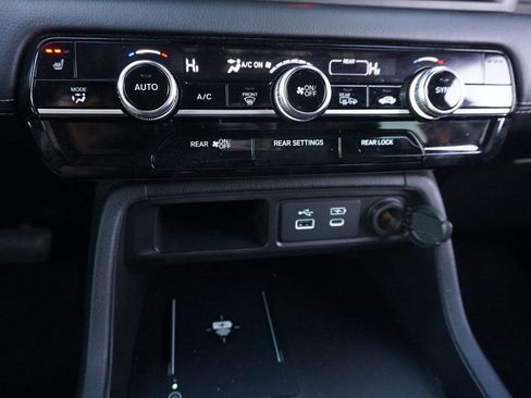 Used 2023 Honda Pilot EX-L image 12