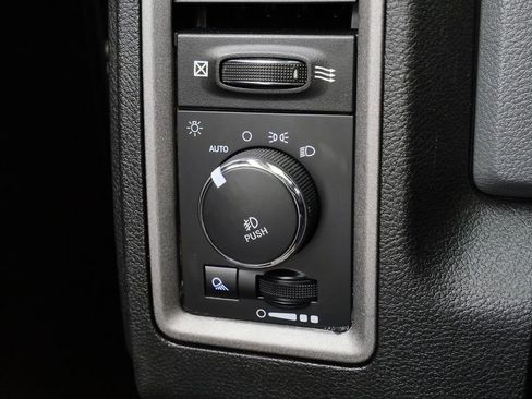 Used 2020 RAM 1500 Express w/ Wheel & Sound Group image 24