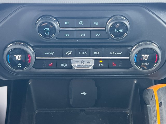 Certified 2023 Ford Bronco Badlands w/ Sasquatch Package AWD/4WD image 27