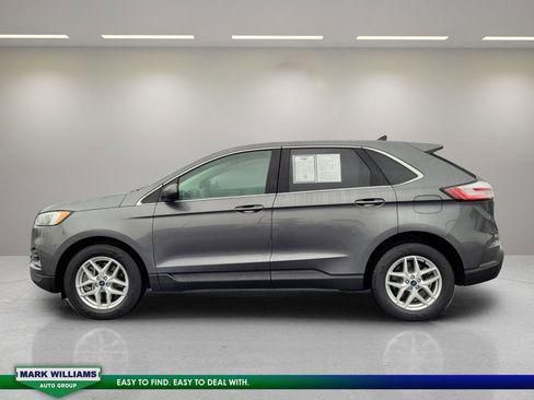 Certified 2022 Ford Edge SEL w/ Convenience Package image 5