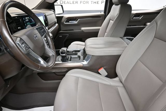 Used 2023 Chevrolet Silverado 1500 RST AWD/4WD image 10