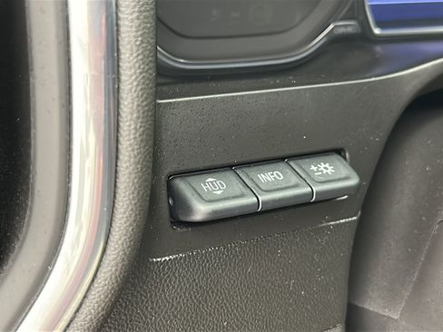 Used 2021 GMC Sierra 1500 AT4 w/ AT4 Premium Package AWD/4WD image 27