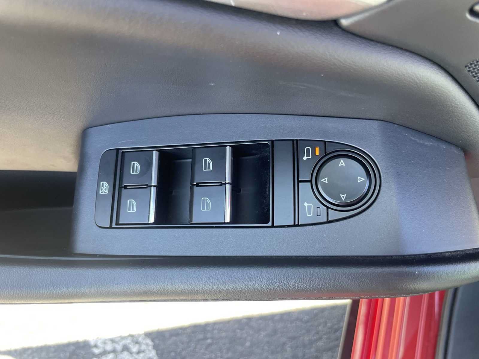 Used 2022 MAZDA MAZDA3 s FWD image 15