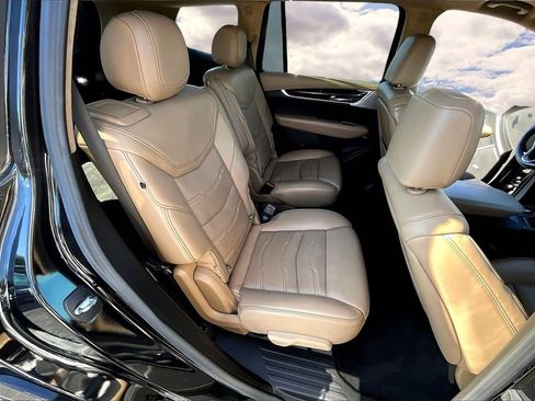 Certified 2023 Cadillac XT6 Sport w/ Platinum Package image 24