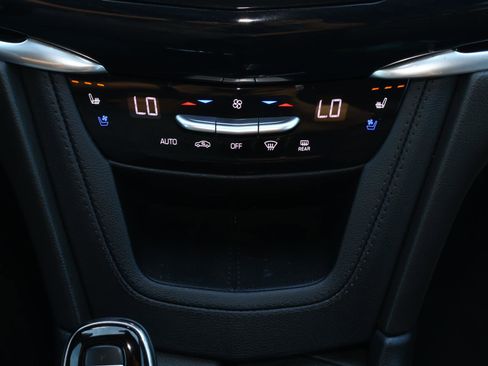 Certified 2024 Cadillac XT6 Premium Luxury image 33