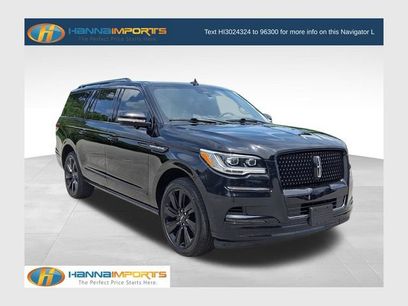 Used 2022 Lincoln Navigator L Reserve w/ Equipment Group 201A