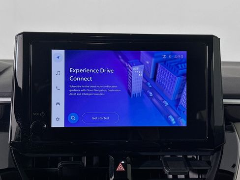 Used 2025 Toyota Corolla LE image 21