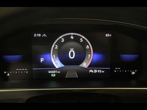 Certified 2024 Volkswagen Tiguan SE R-Line AWD/4WD image 8