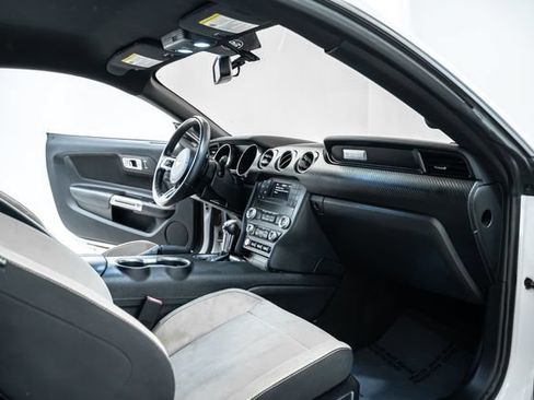 Used 2019 Ford Mustang Coupe w/ Black Accent Package RWD image 20