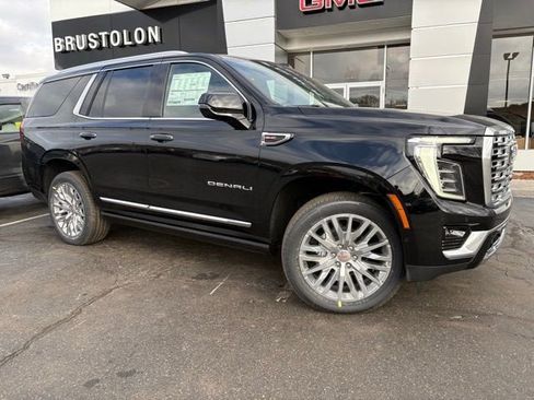 New 2026 GMC Yukon Denali image 3