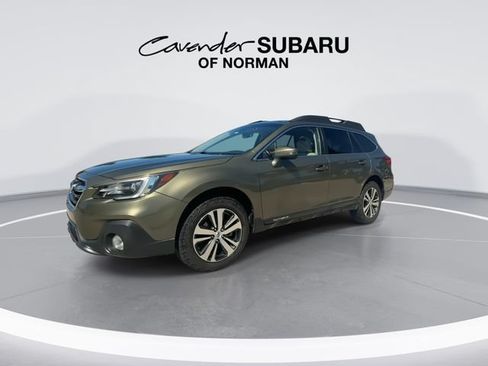 Used 2019 Subaru Outback 2.5i Limited AWD/4WD image 4