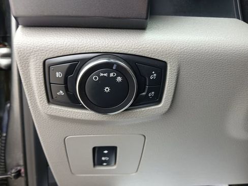 Used 2016 Ford F150 XLT w/ Equipment Group 301A Mid AWD/4WD image 18