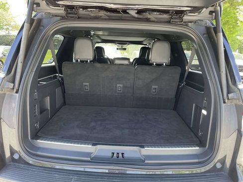 Used 2024 Lincoln Navigator L Reserve AWD/4WD image 11