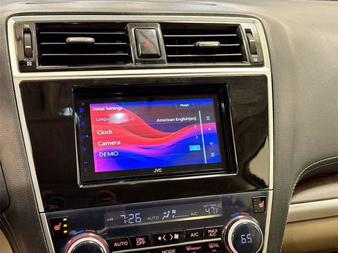 Used 2018 Subaru Outback 3.6R Limited image 14