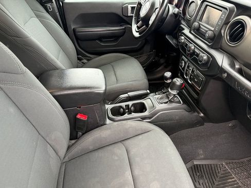 Used 2020 Jeep Wrangler Unlimited Sport S image 19