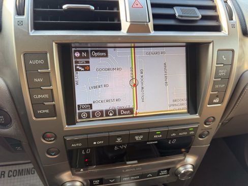 Used 2017 Lexus GX 460 Premium AWD/4WD image 29