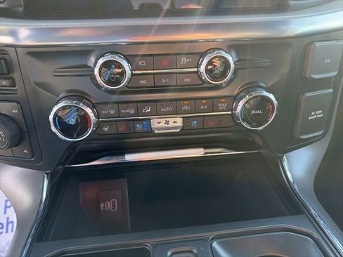 Used 2025 Ford F150 Lariat w/ Equipment Group 501A Mid image 12