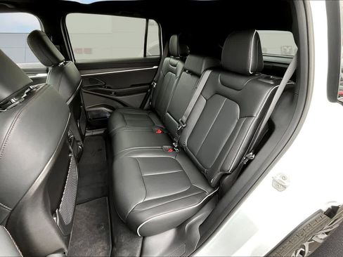 New 2025 Jeep Wagoneer S Limited w/ Comfort Package AWD/4WD image 13