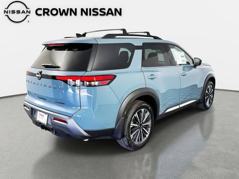 New 2026 Nissan Pathfinder Platinum image 5