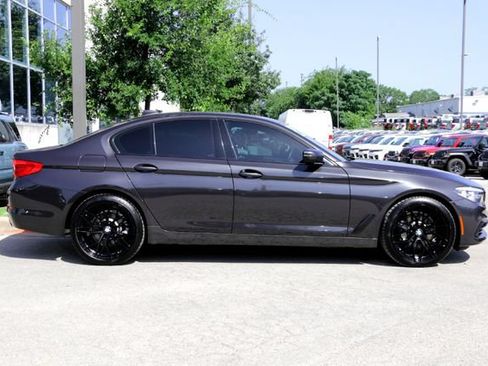 Used 2020 BMW 530i w/ Convenience Package RWD image 4