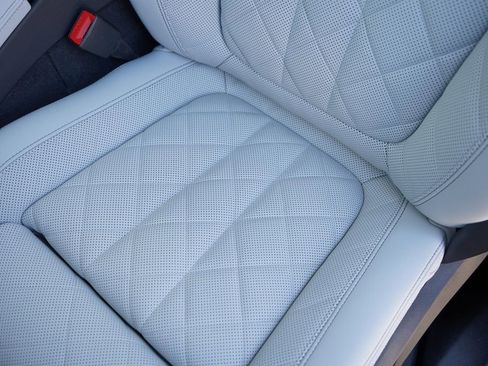 New 2026 BMW X5 xDrive50e w/ M Sport Package image 13