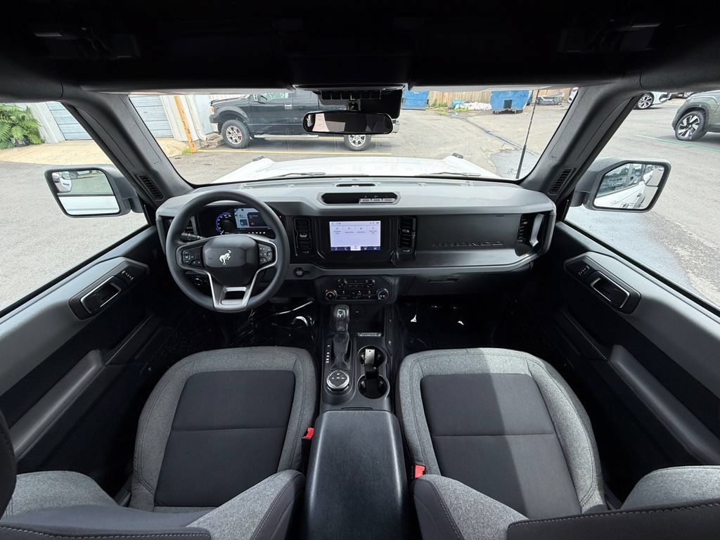 Used 2023 Ford Bronco 4-Door AWD/4WD image 24