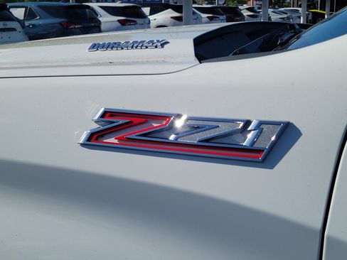 Used 2021 Chevrolet Silverado 1500 LTZ w/ LTZ Convenience Package II AWD/4WD image 7