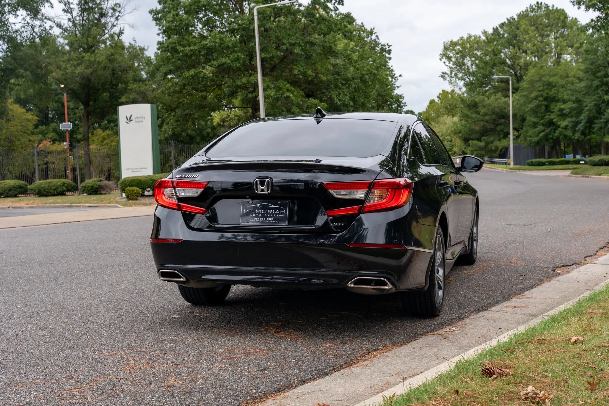 Used 2019 Honda Accord EX-L image 6