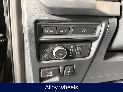 Used 2022 Ford F150 Lariat w/ Equipment Group 502A High AWD/4WD image 13