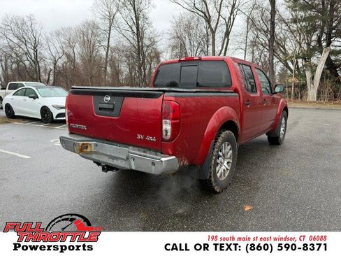 Used 2014 Nissan Frontier SV w/ SV Value Truck Package AWD/4WD image 10