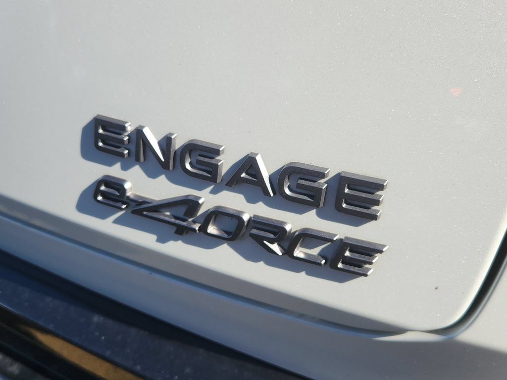 Used 2023 Nissan Ariya AWD image 24