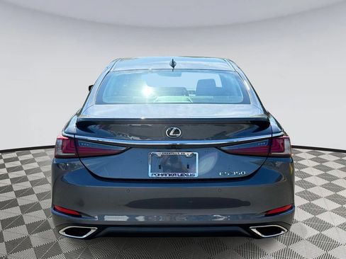 Used 2025 Lexus ES 350 w/ Premium Package FWD image 3