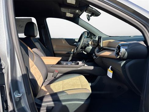 New 2026 Chevrolet Equinox ACTIV image 15