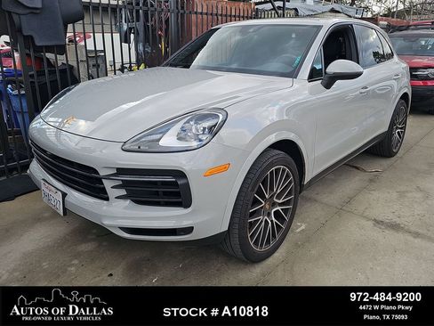 Used 2023 Porsche Cayenne image 1