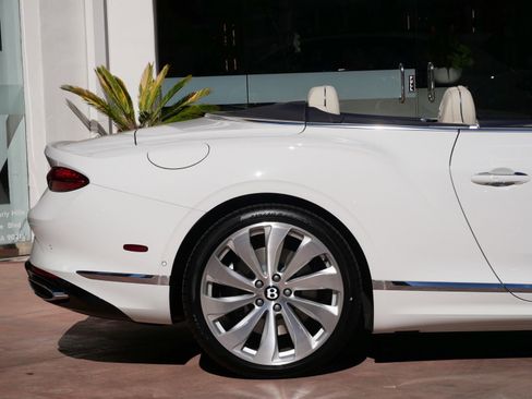 New 2026 Bentley Continental GTC image 8