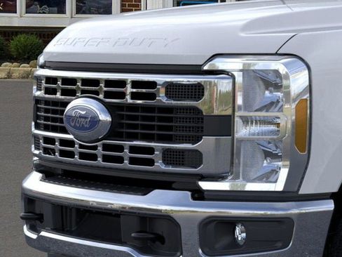 New 2026 Ford F350 XLT image 27