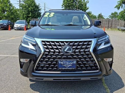 Certified 2023 Lexus GX 460 Premium w/ Premium Package AWD/4WD image 2