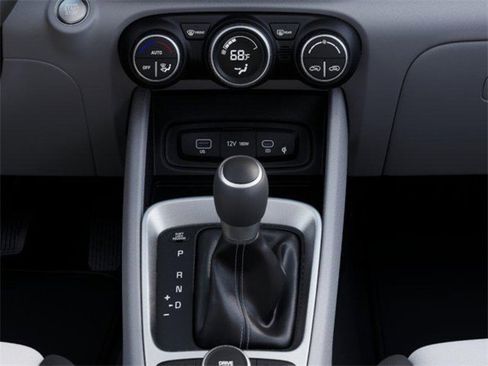 New 2026 Hyundai Venue SEL image 16